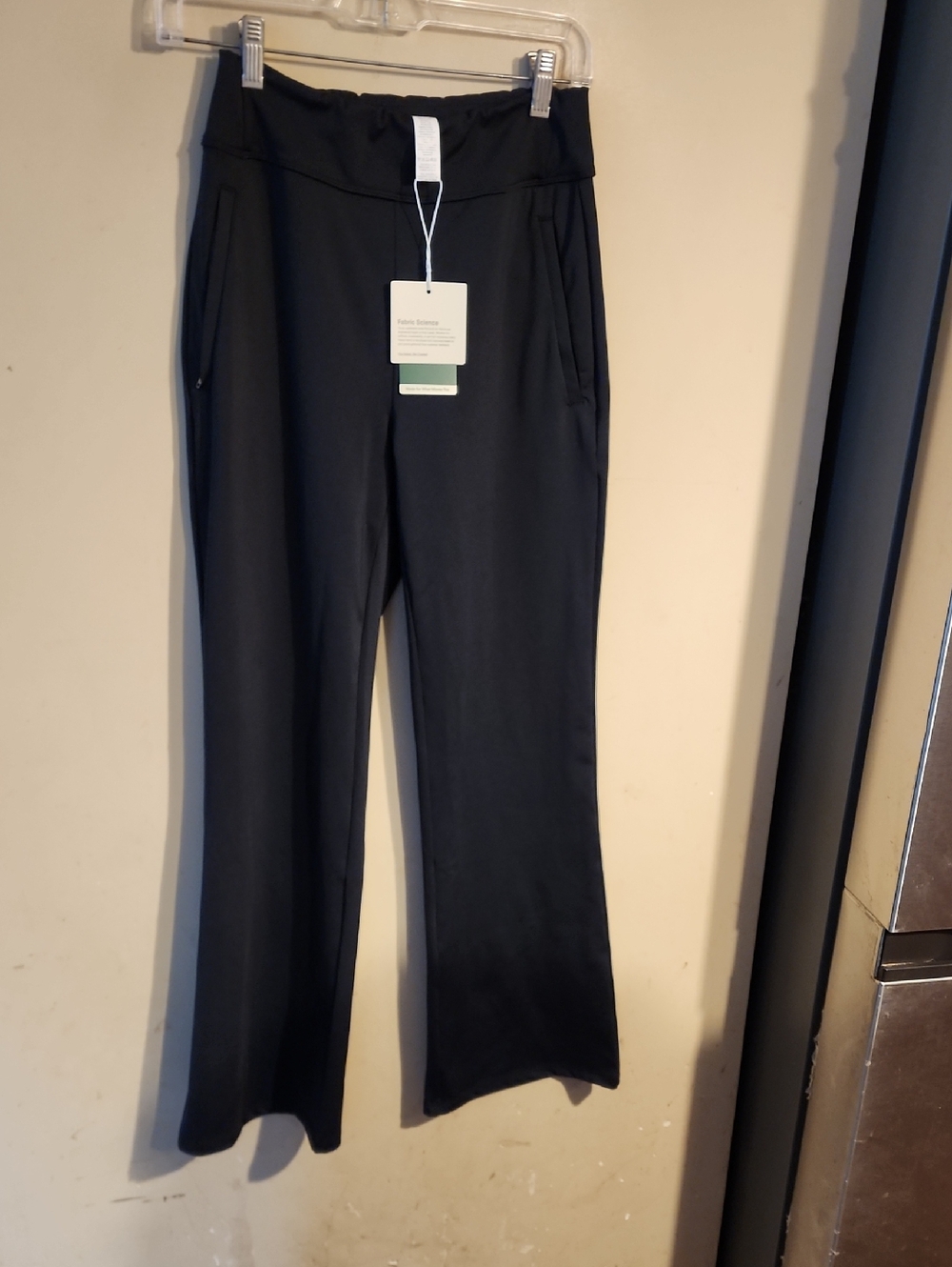 HALARA Black Boot-Cut Lounge Pants